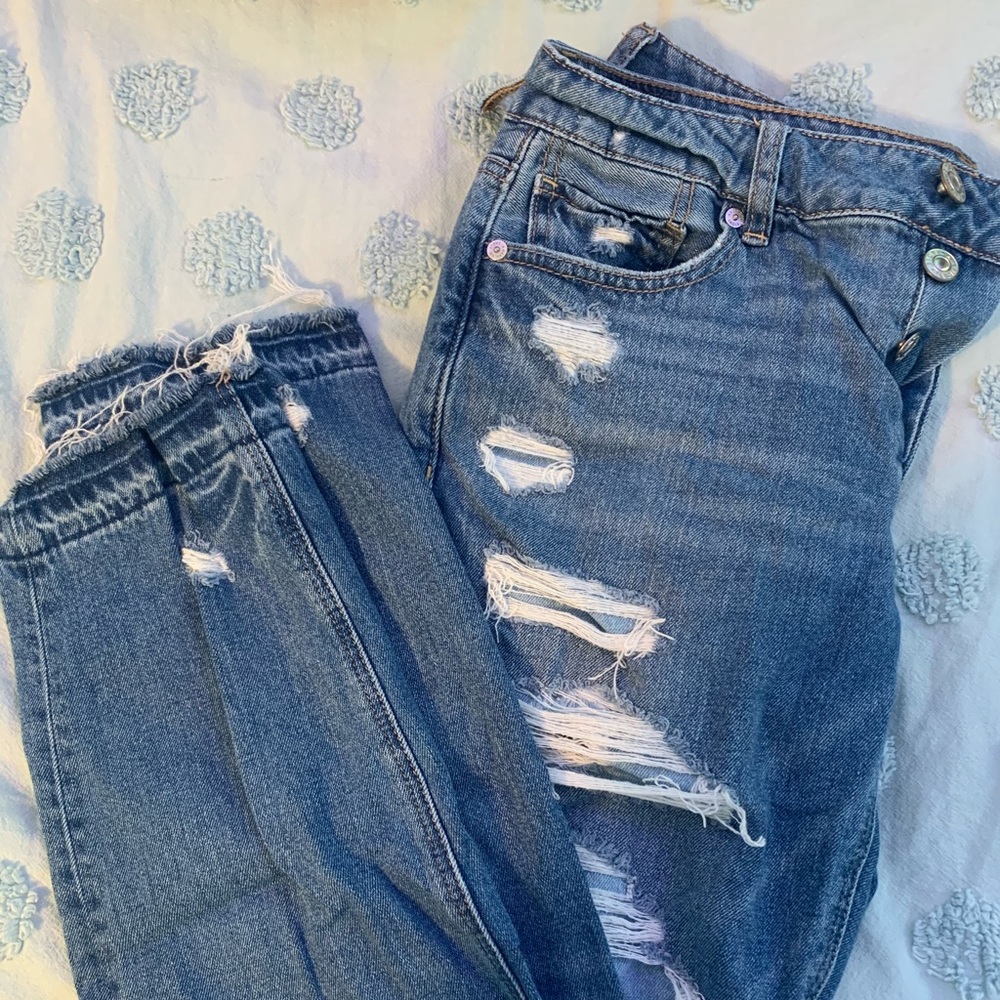 American Eagle Tomgirl Jeans